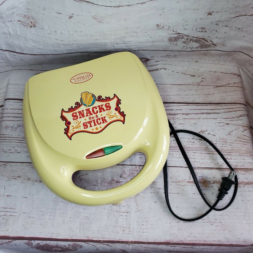 Intertek Nostalgia 120Vac Electrics Snack Maker